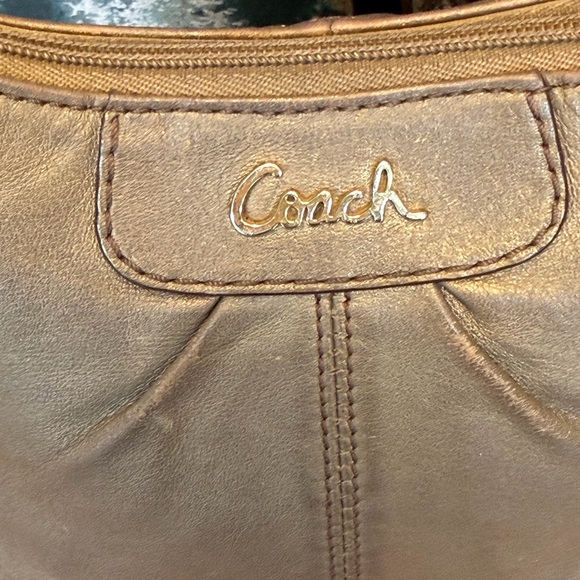 Coach Ashley Vintage Y2K Metallic Bronze Pleated Leather East/West Duffle (GUC) - Picture 14 of 14